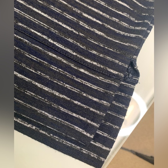 3for $15😍 Denver Hayes V Neck Long Sleeves Shirt - Picture 13 of 15